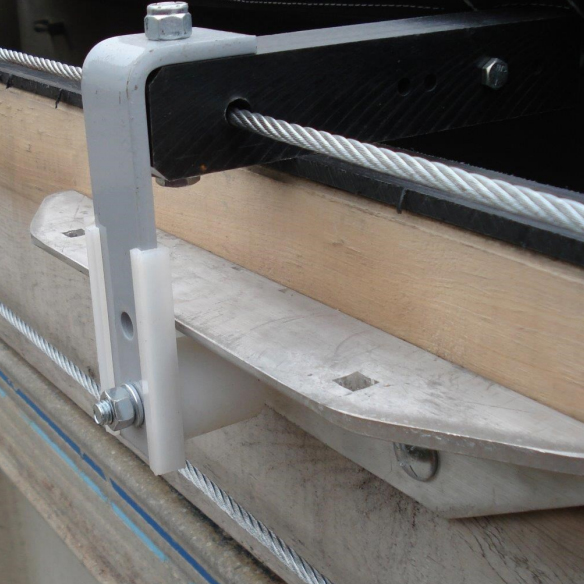 109032 Cramaro (OEM) Anti Lift Assembly Single Bend for Vinyl & Rock Bow Tarps (Straight Clip)